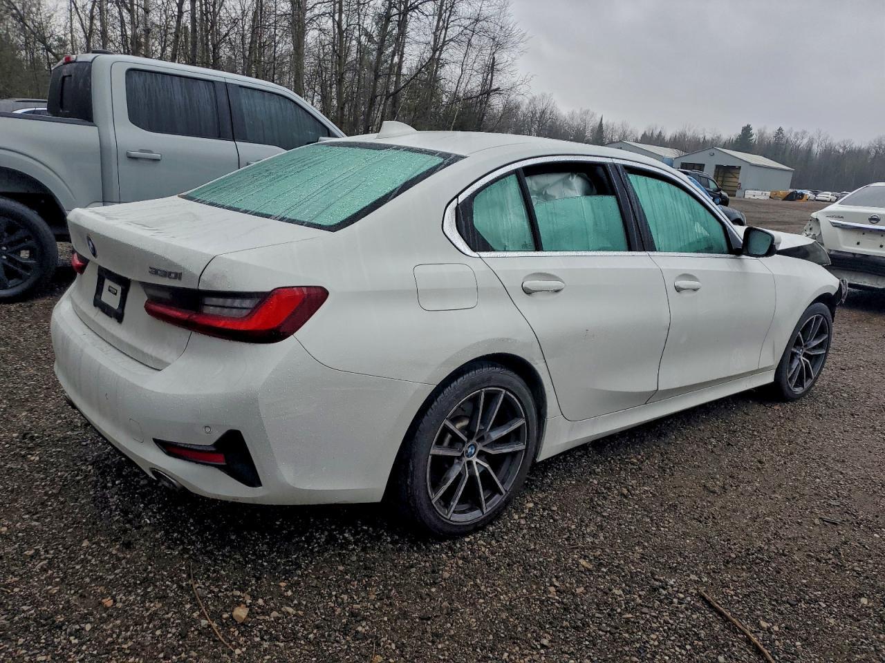 BMW Seria 3 - zdjęcie 3