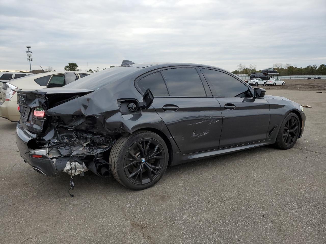 2021 BMW 540 Xi - zdjęcie 3