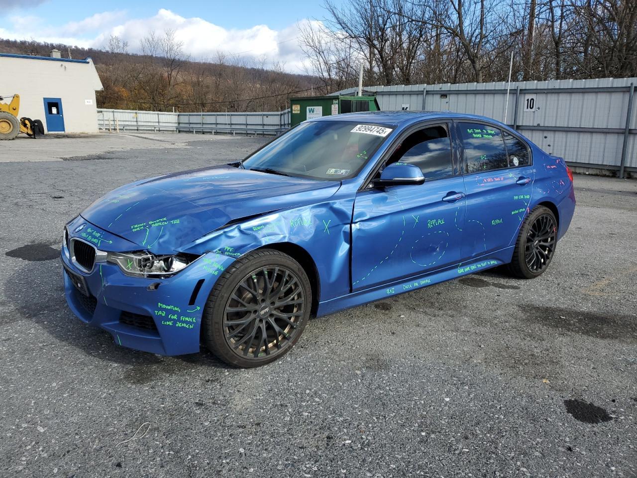 2014 BMW Seria 3 - zdjęcie główne