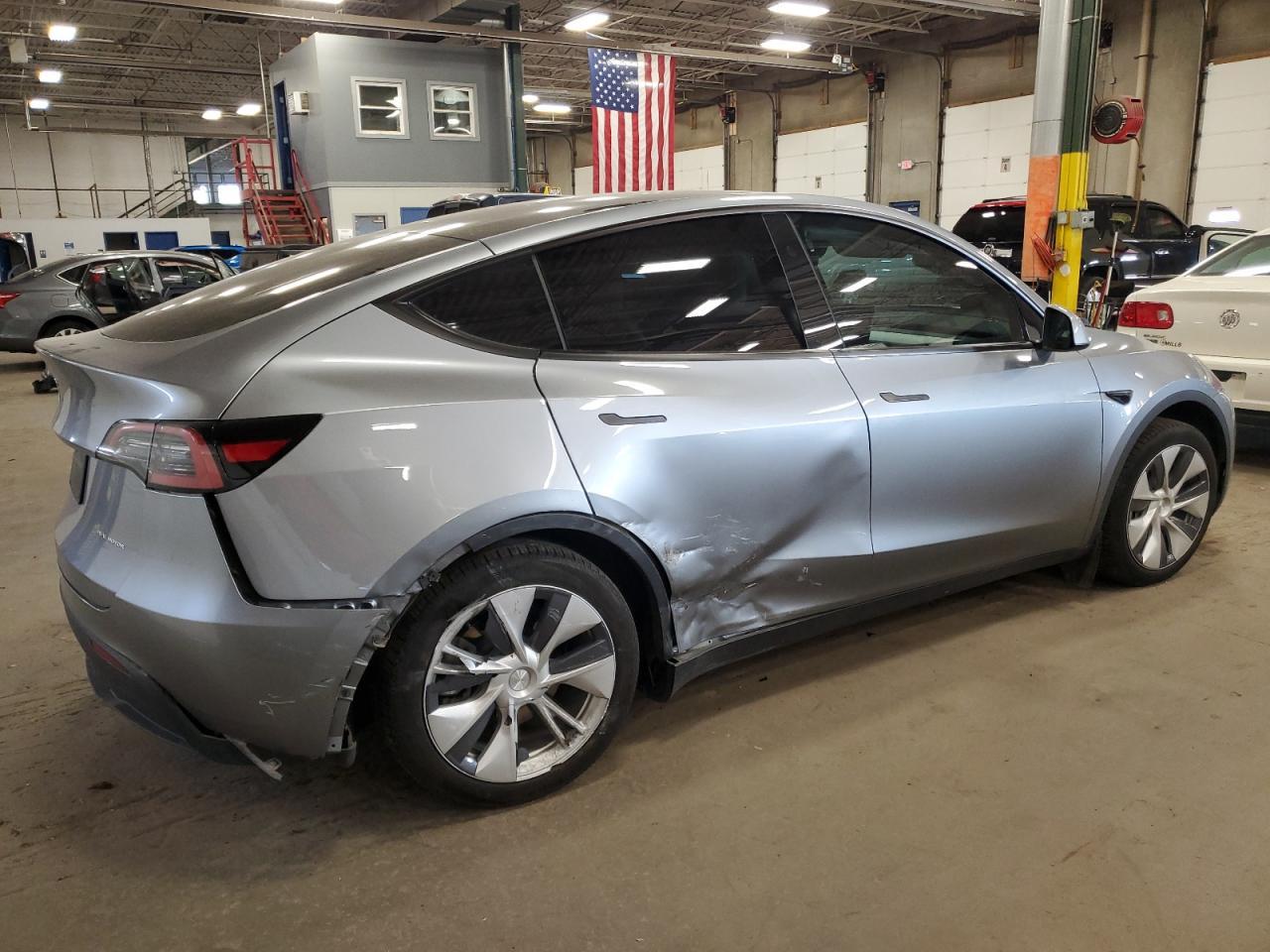 2024 Tesla Model Y - zdjęcie 3