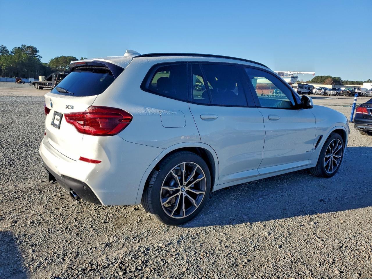 2018 BMW X3 - zdjęcie 3