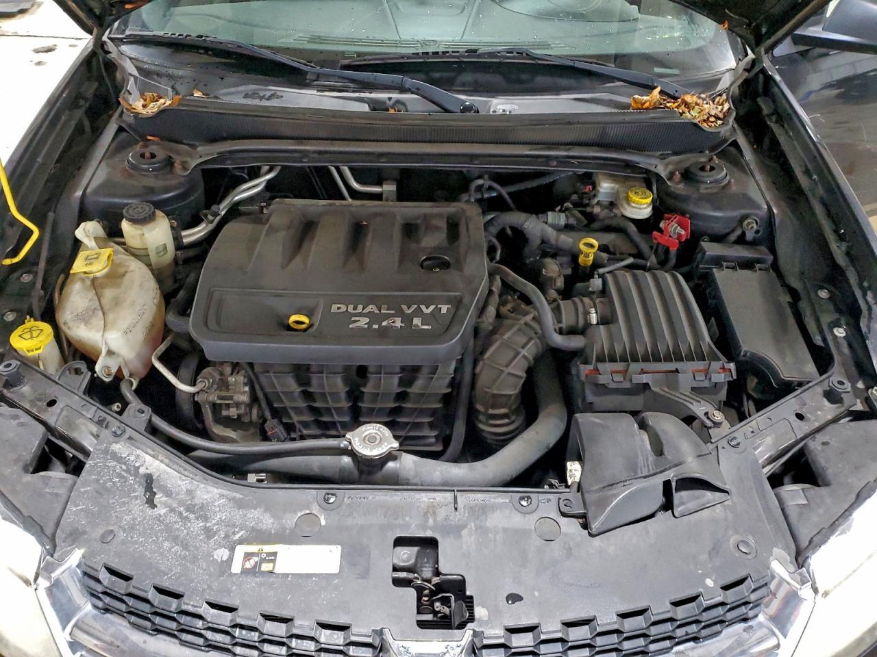 2014 Dodge Avenger - zdjęcie 11