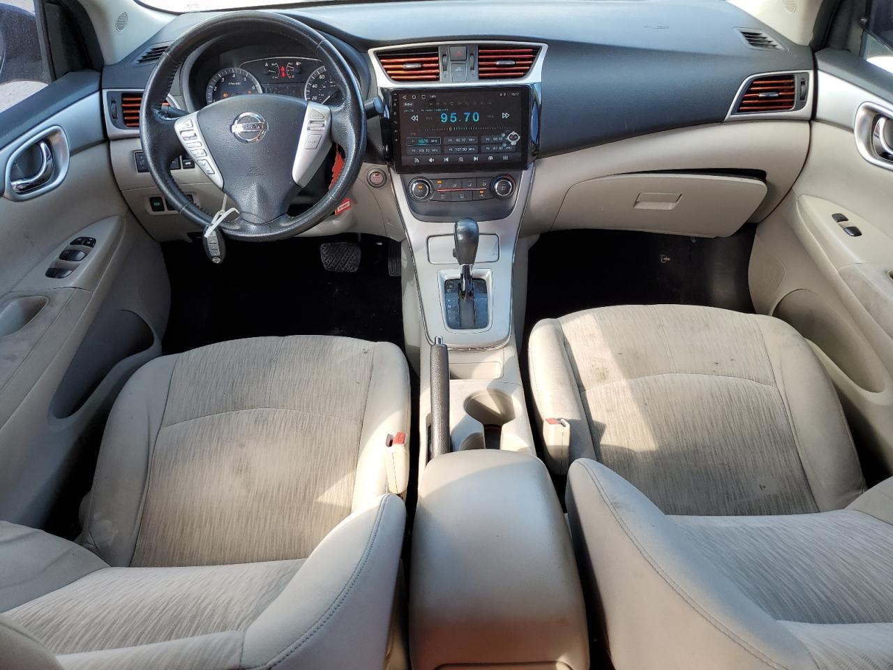 2015 Nissan Sentra - zdjęcie 8