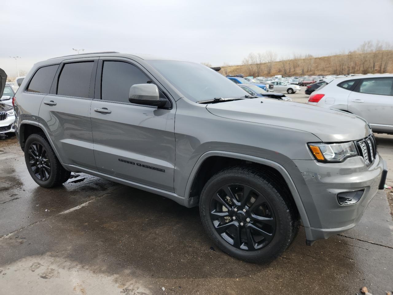 2019 Jeep Grand Cherokee Laredo - zdjęcie 4