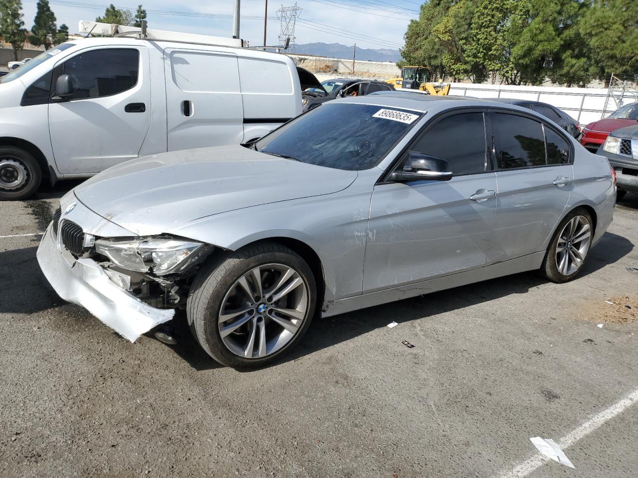 2013 BMW 335 I - zdjęcie główne