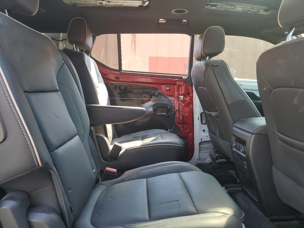 2022 Chevrolet Traverse Premier - zdjęcie 11