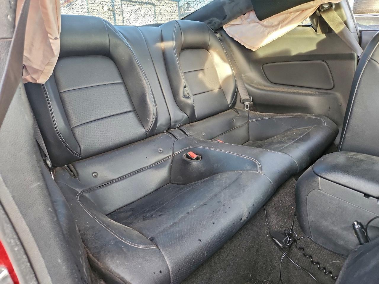 2016 Ford Mustang - zdjęcie 10