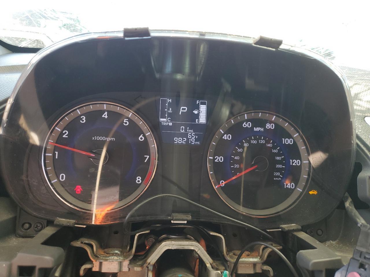 2017 Hyundai Accent - zdjęcie 9