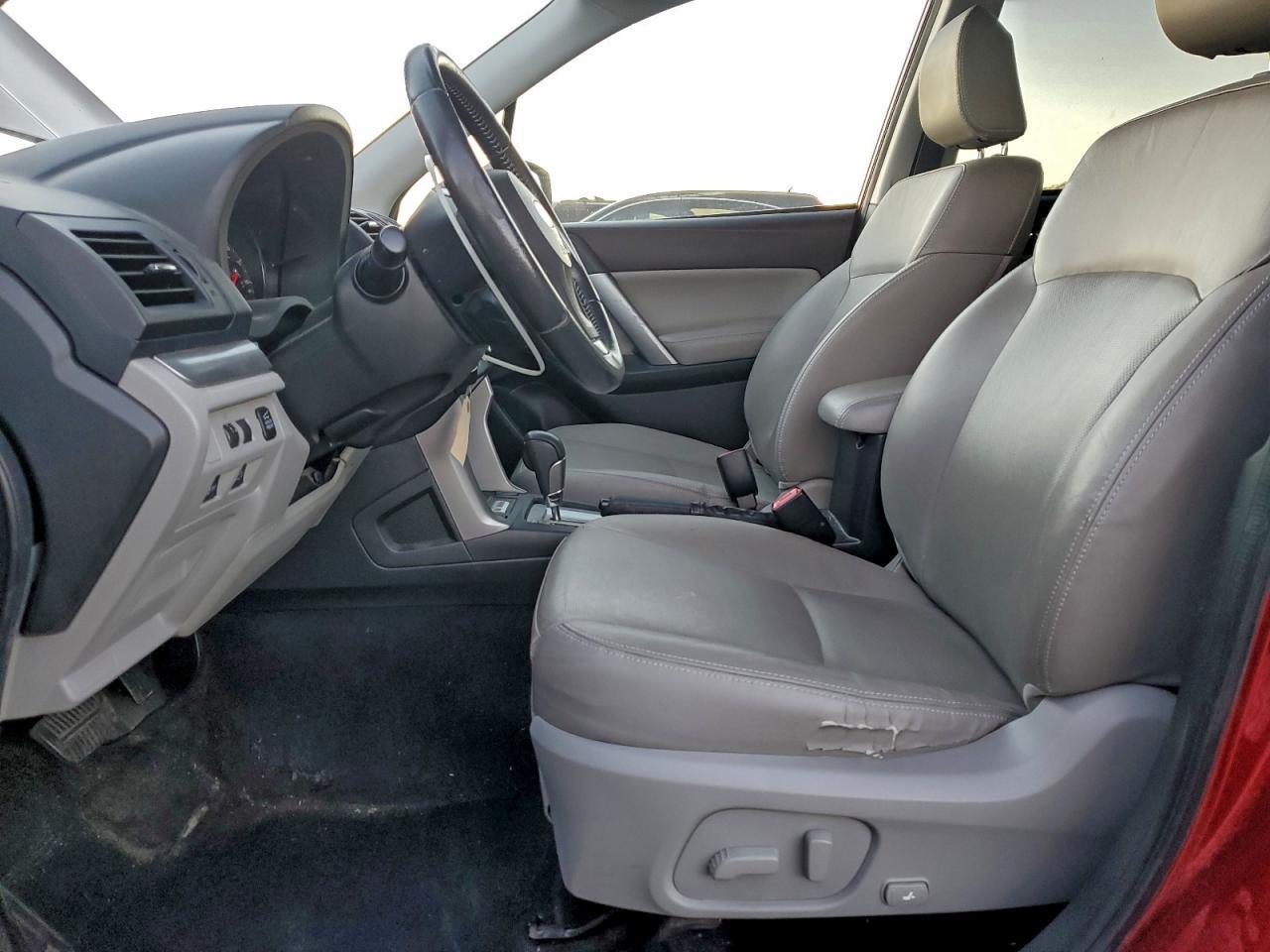 2014 Subaru Forester - zdjęcie 7