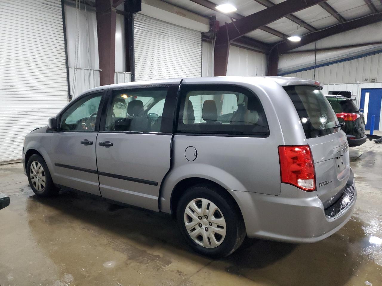 2015 Dodge Caravan - zdjęcie 2