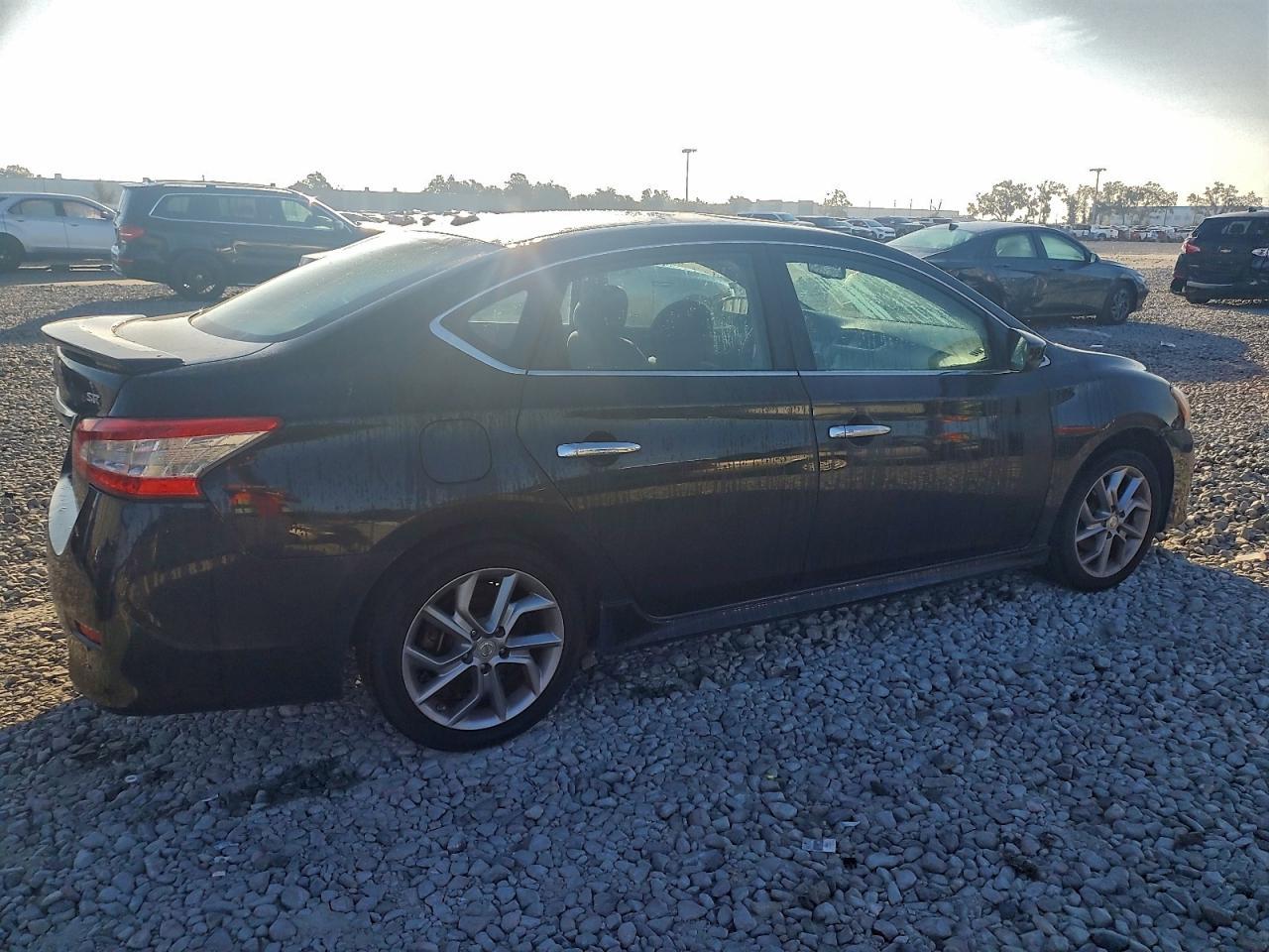 2014 Nissan Sentra - zdjęcie 3