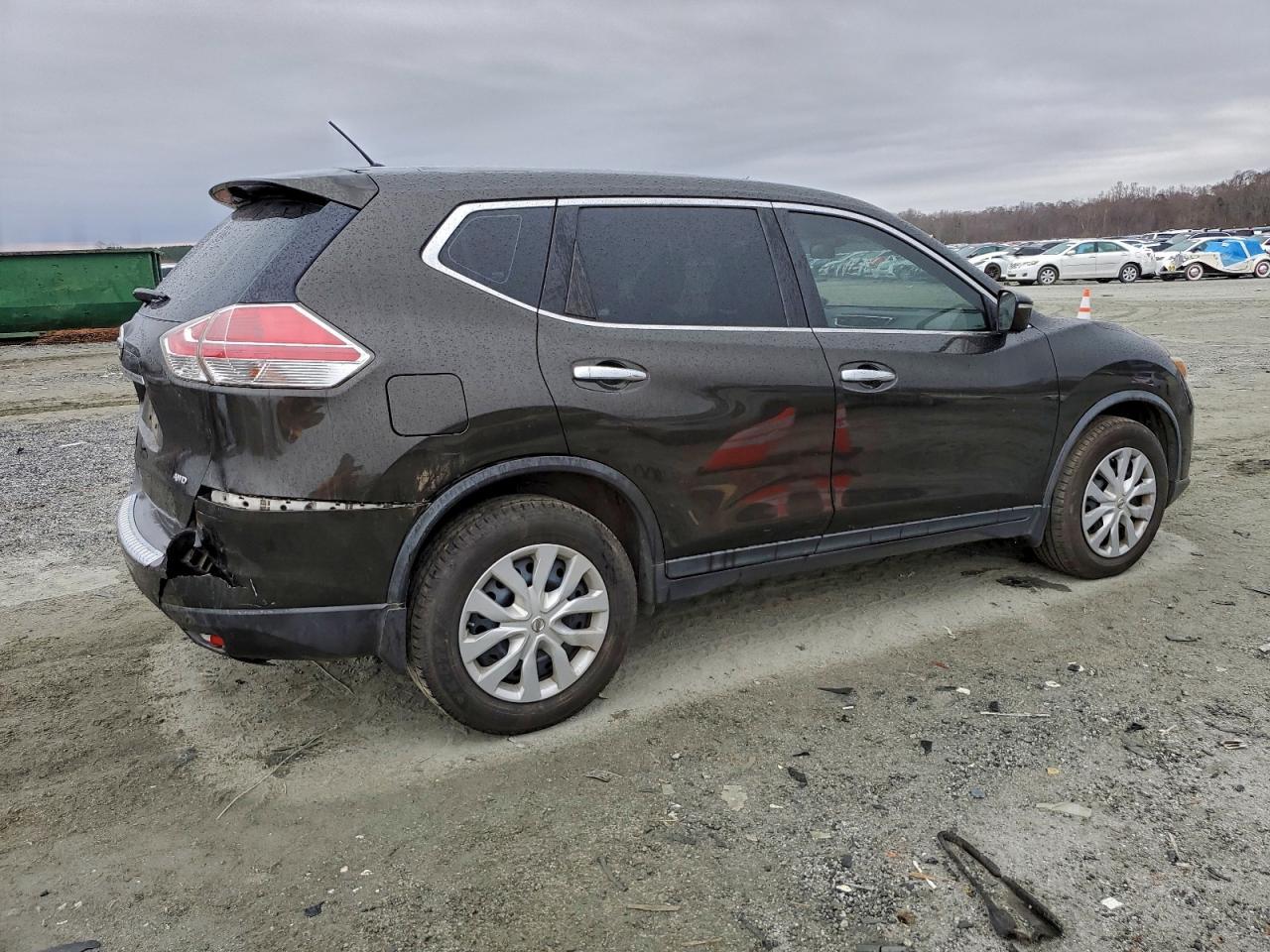 2015 Nissan Rogue - zdjęcie 3