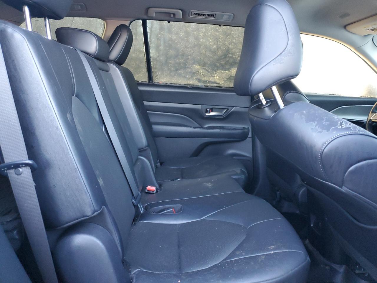 2024 Toyota Highlander - zdjęcie 11