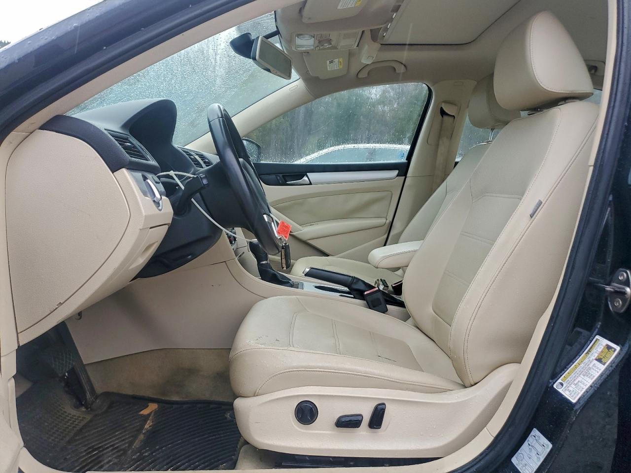2013 Volkswagen Passat - zdjęcie 7