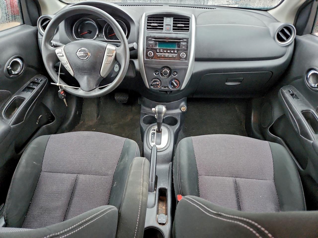 2017 Nissan Versa - zdjęcie 8