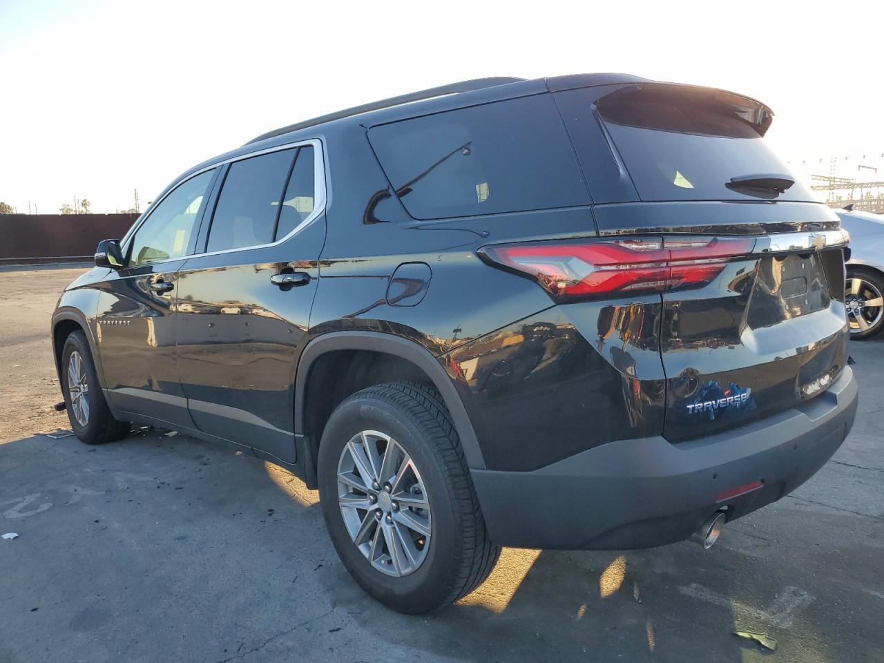 2023 Chevrolet Traverse - zdjęcie 2