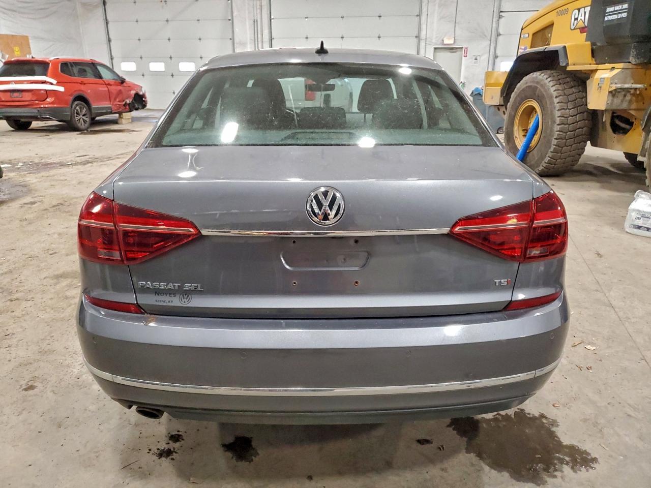 2017 Volkswagen Passat - zdjęcie 6