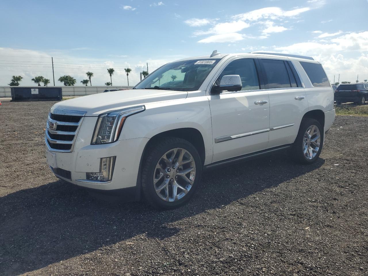2017 Cadillac Escalade Premium Luxury - zdjęcie główne