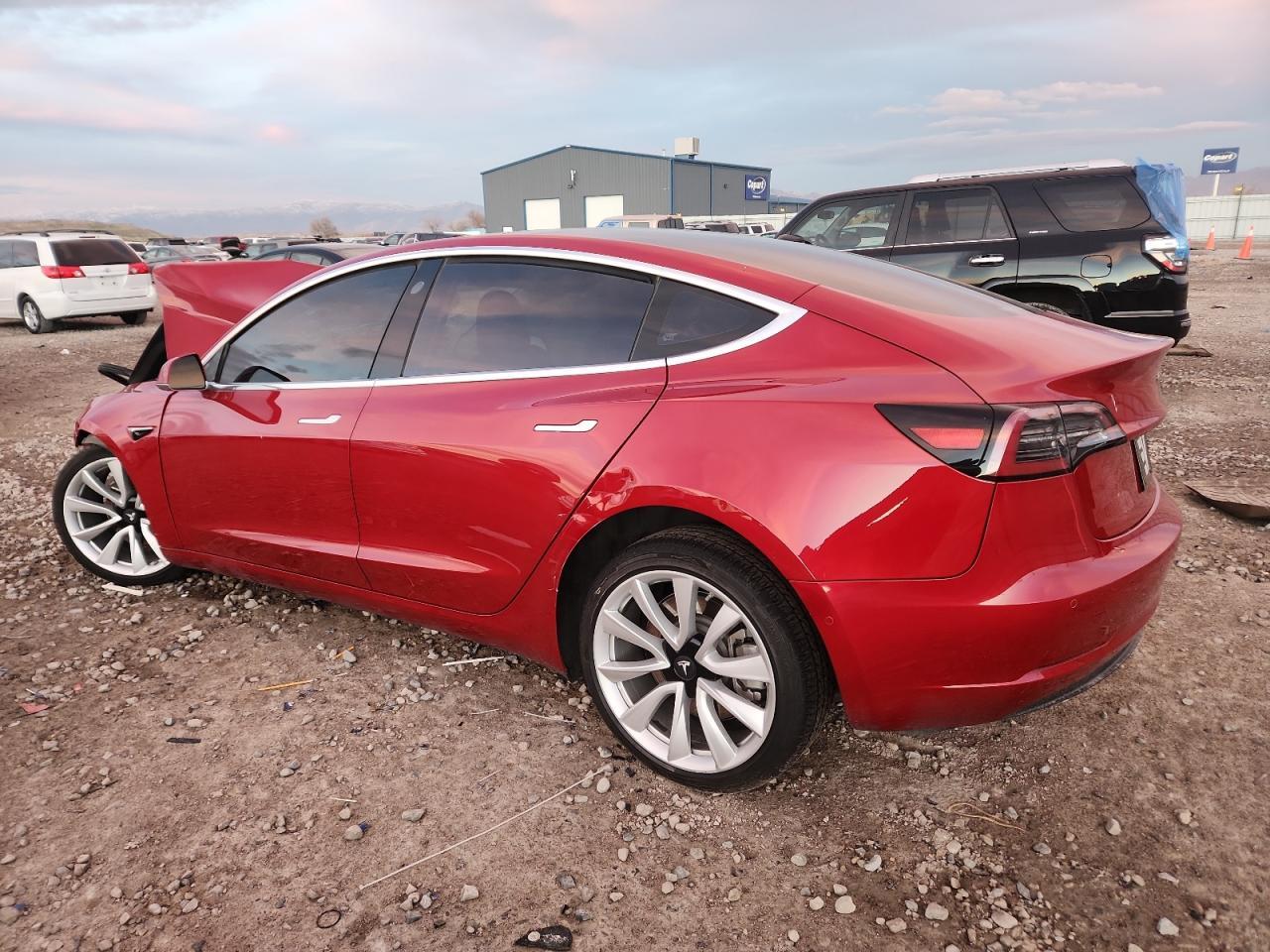 2018 Tesla Model 3 - zdjęcie 2