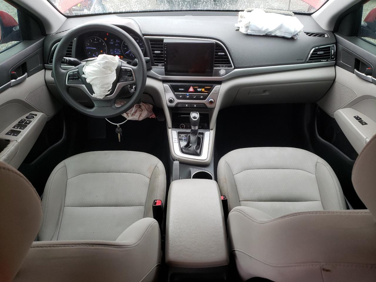 2017 Hyundai Elantra - zdjęcie 8