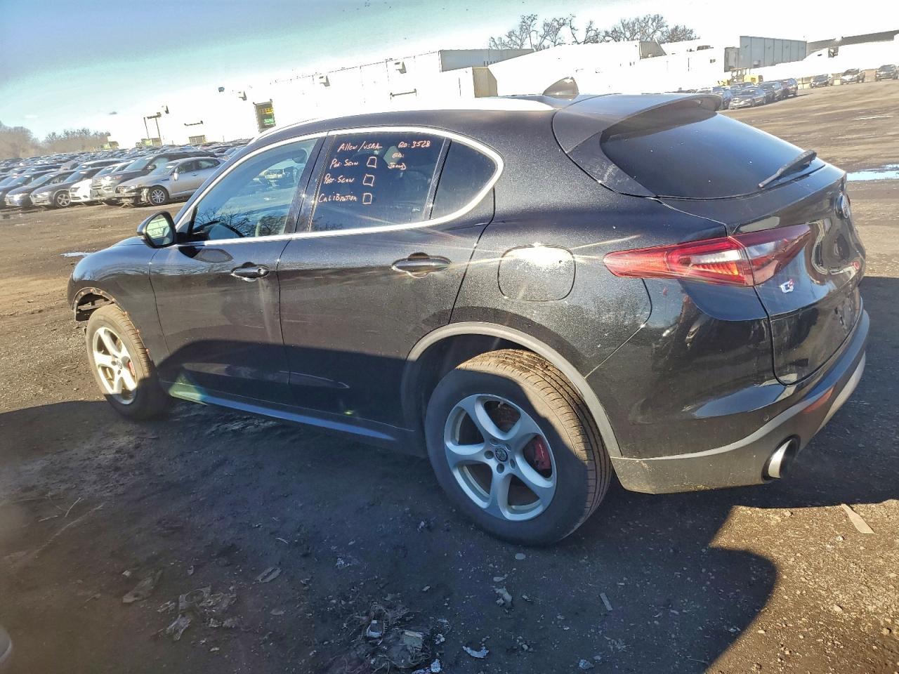 2018 Alfa Romeo Stelvio - zdjęcie 2
