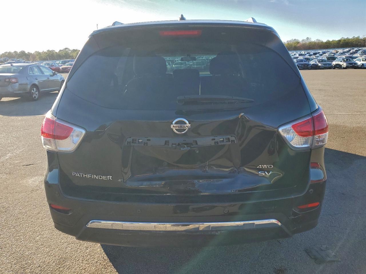 2014 Nissan Pathfinder - zdjęcie 6
