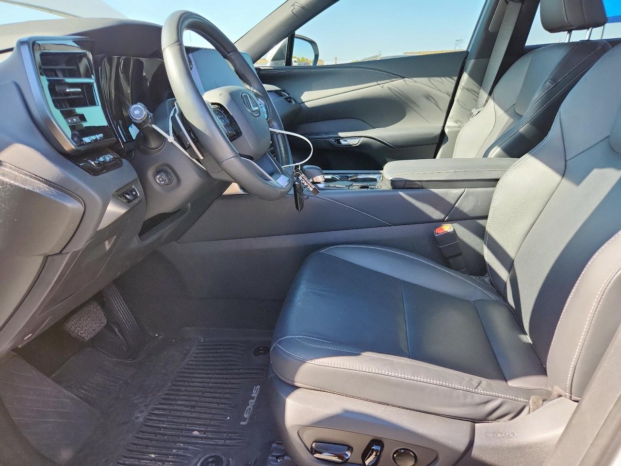 2023 Lexus RX - zdjęcie 7