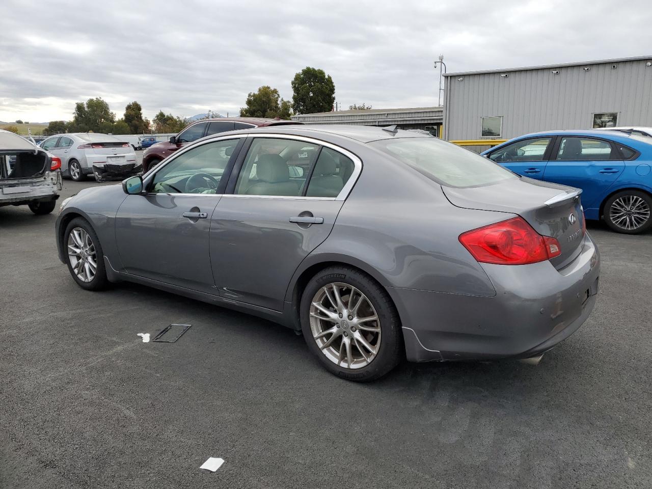 2013 Infiniti G - zdjęcie 2