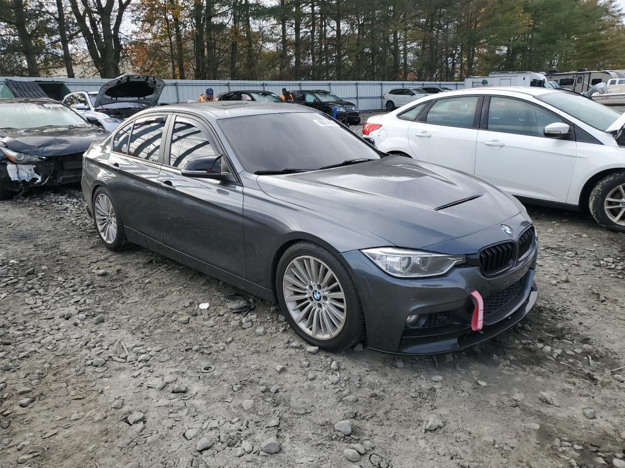2013 BMW 335 Xi - zdjęcie 4