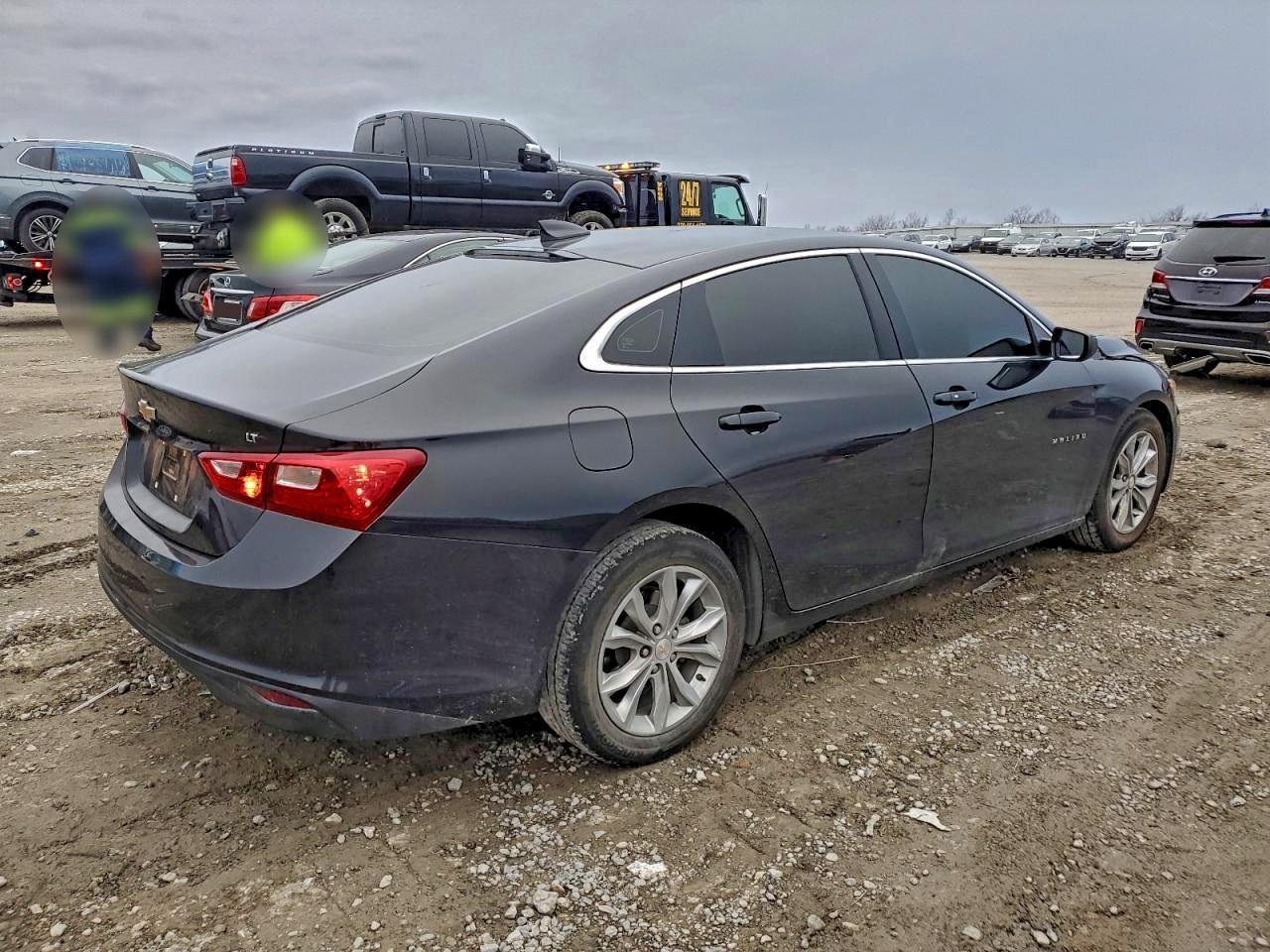 2023 Chevrolet Malibu Lt - zdjęcie 3