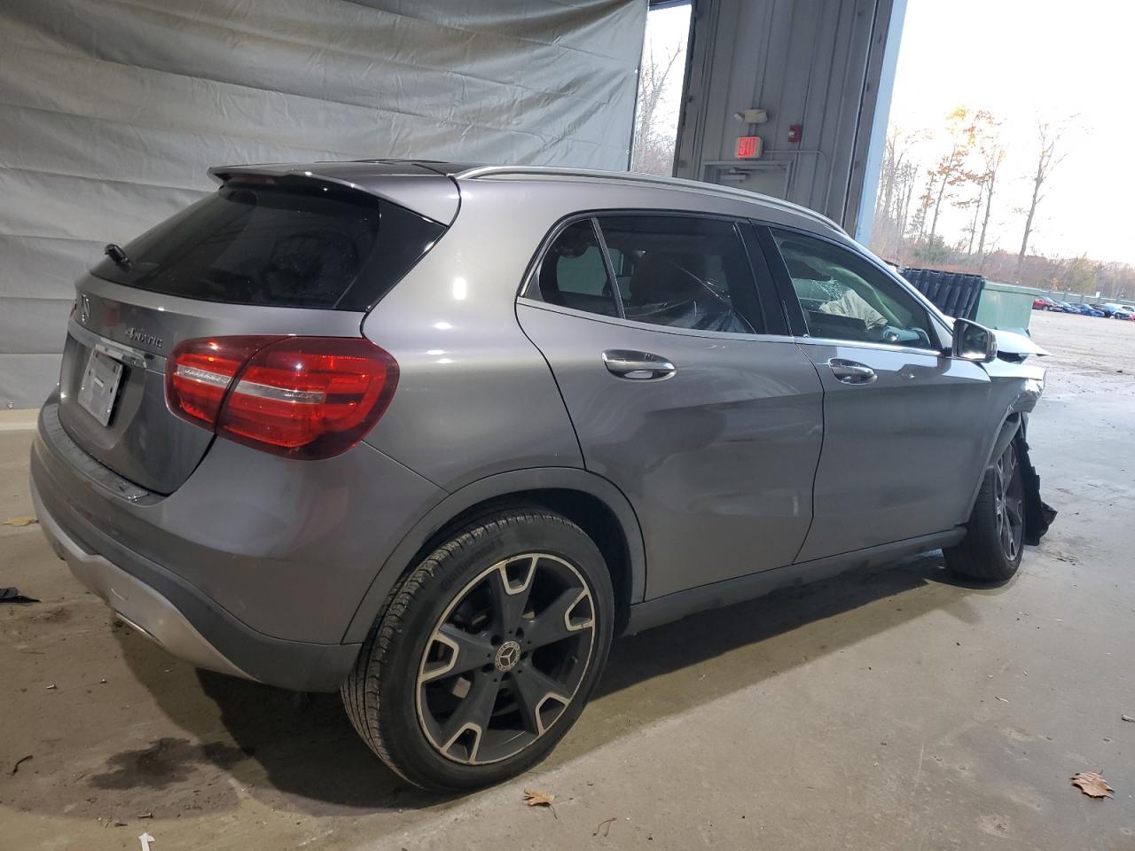 2019 Mercedes-Benz Gla 250 4Matic - zdjęcie 3