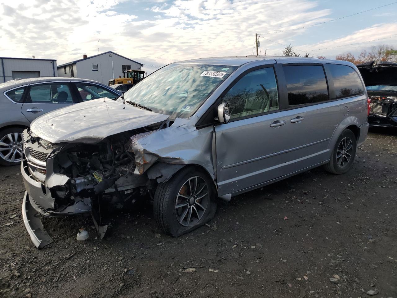 2016 Dodge Grand Caravan R/T - zdjęcie główne