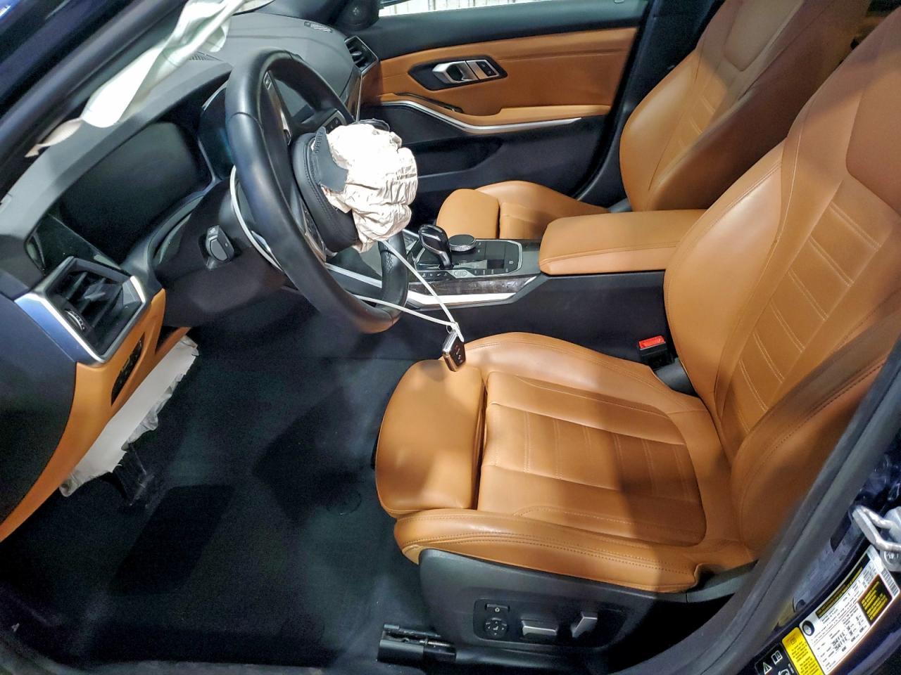 2020 BMW 330Xi - zdjęcie 7