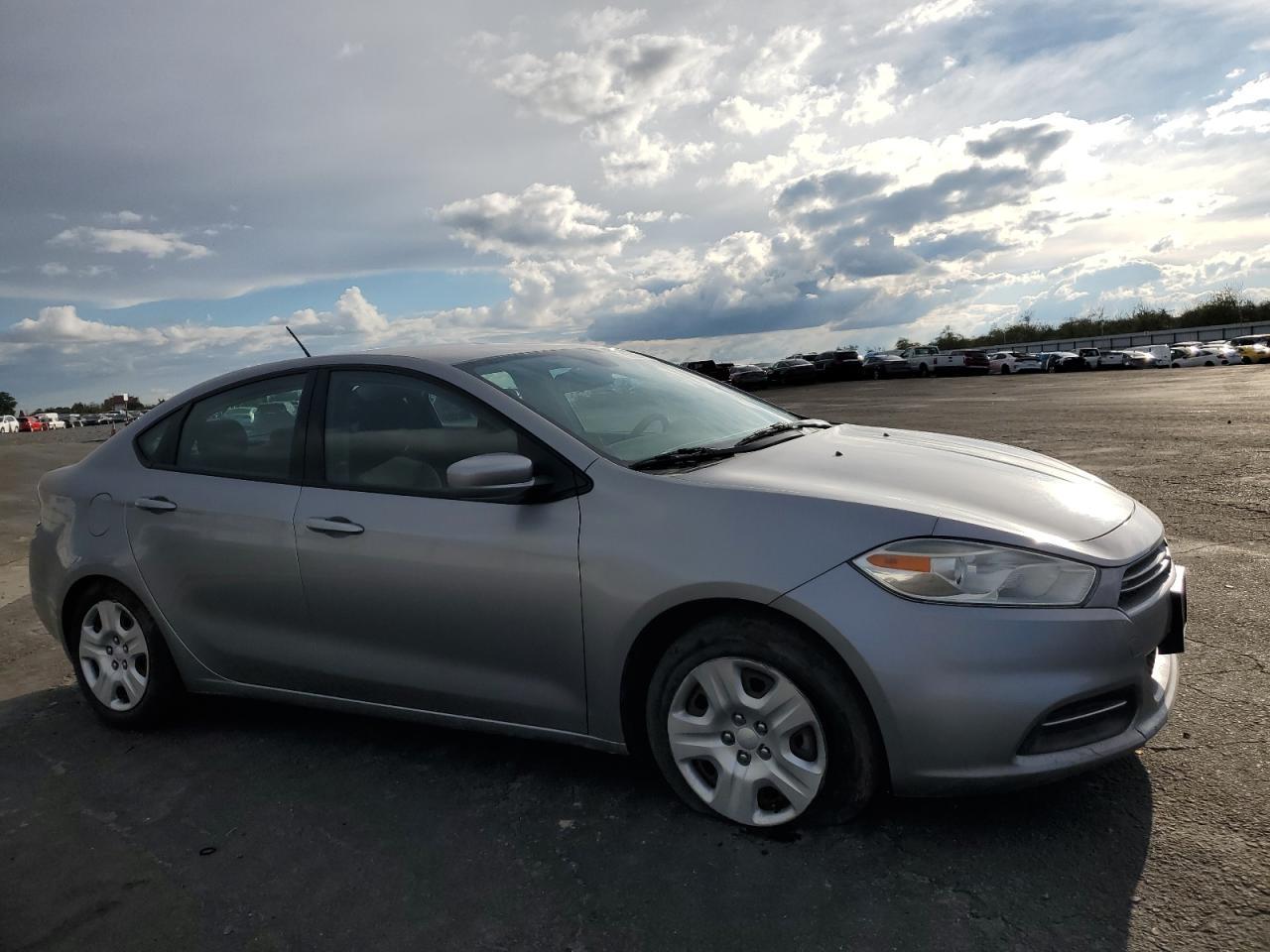 2015 Dodge Dart Se - zdjęcie 4