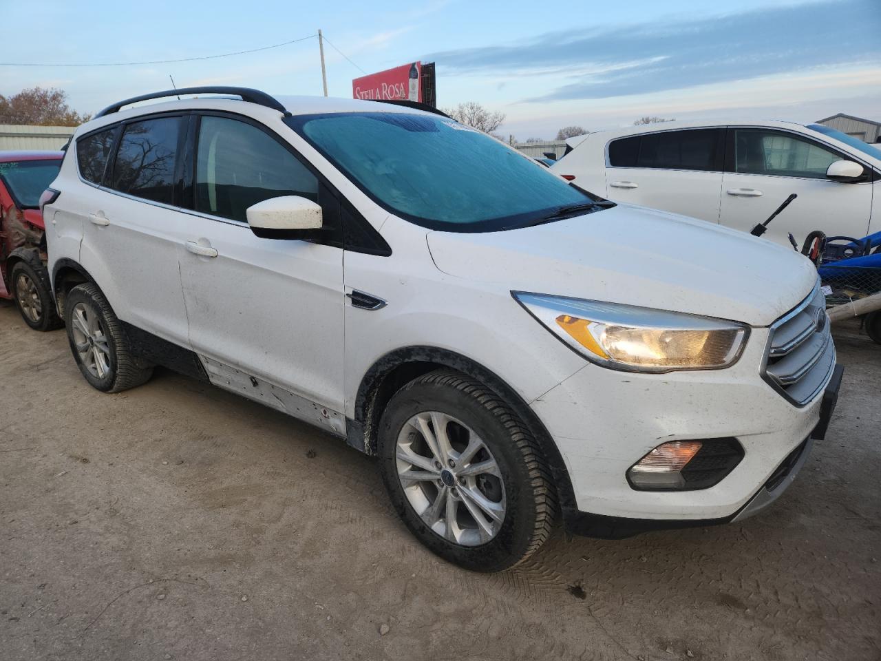 Ford Escape - zdjęcie 4