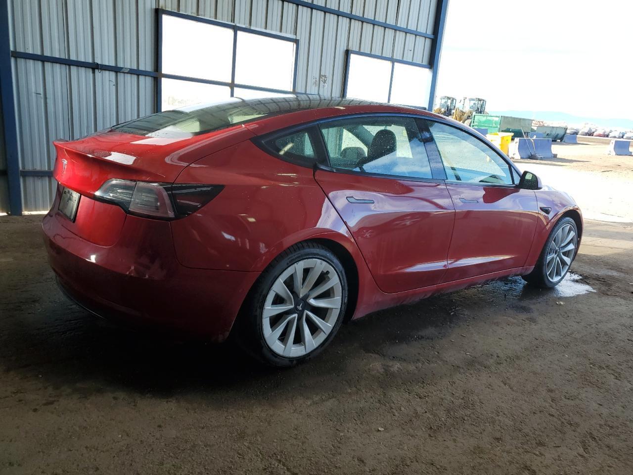2022 Tesla Model 3 - zdjęcie 3