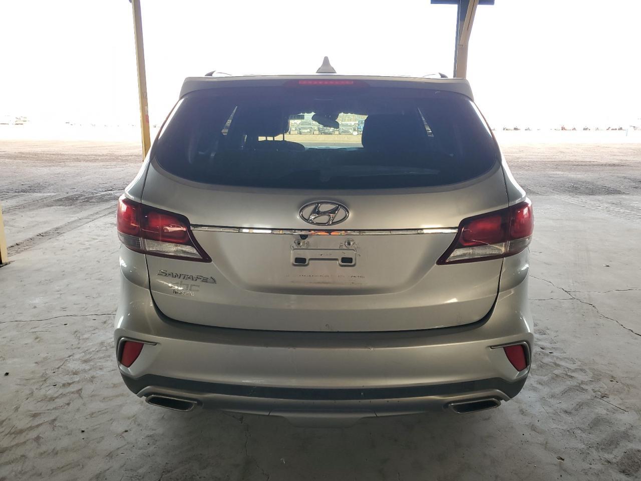 2017 Hyundai Santa Fe - zdjęcie 6