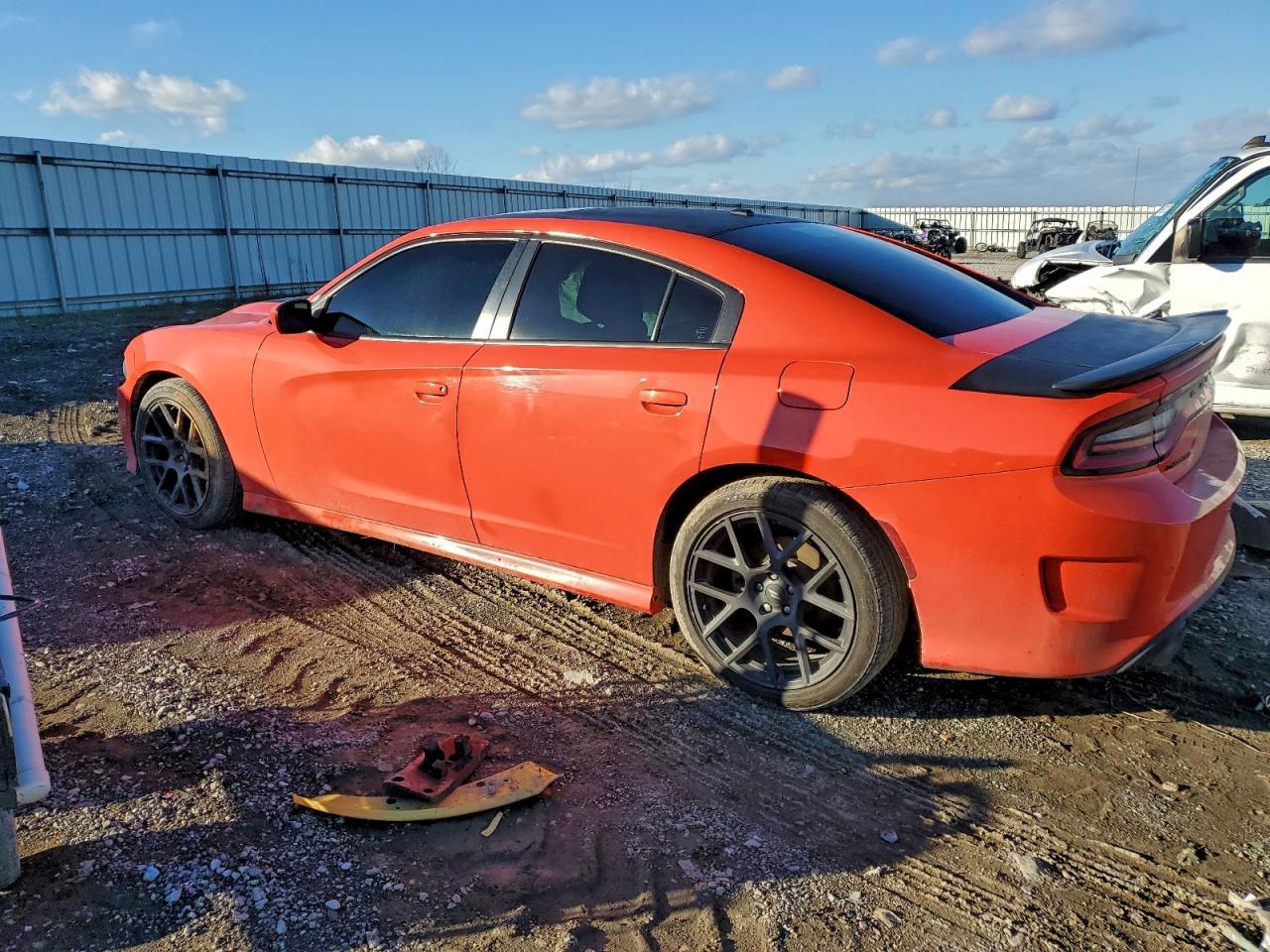 2017 Dodge Charger R/T - zdjęcie 2
