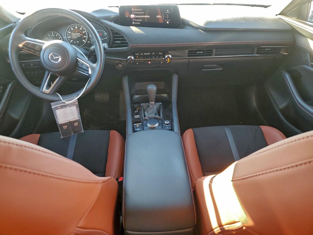 2024 Mazda 3 - zdjęcie 8