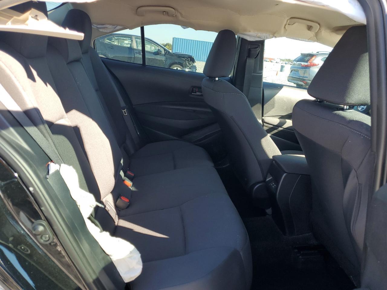 2024 Toyota Corolla - zdjęcie 10