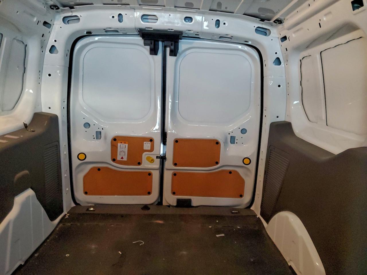 2019 Ford Transit - zdjęcie 10