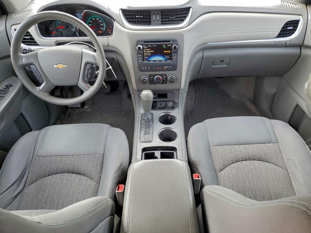 2017 Chevrolet Traverse - zdjęcie 8