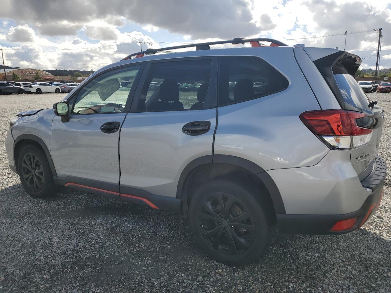 2019 Subaru Forester Sport - zdjęcie 2