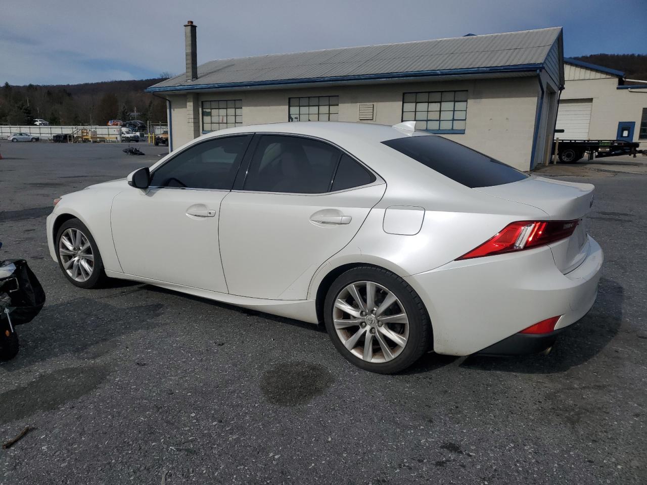2015 Lexus IS - zdjęcie 2