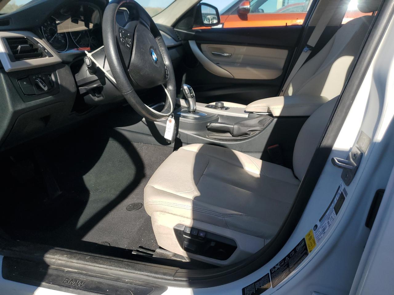 2015 BMW 320 I xDrive - zdjęcie 7