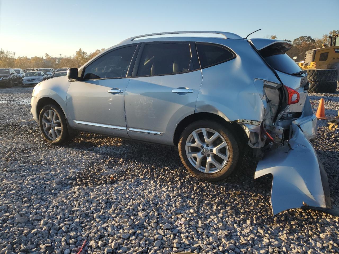 2013 Nissan Rogue S - zdjęcie 2