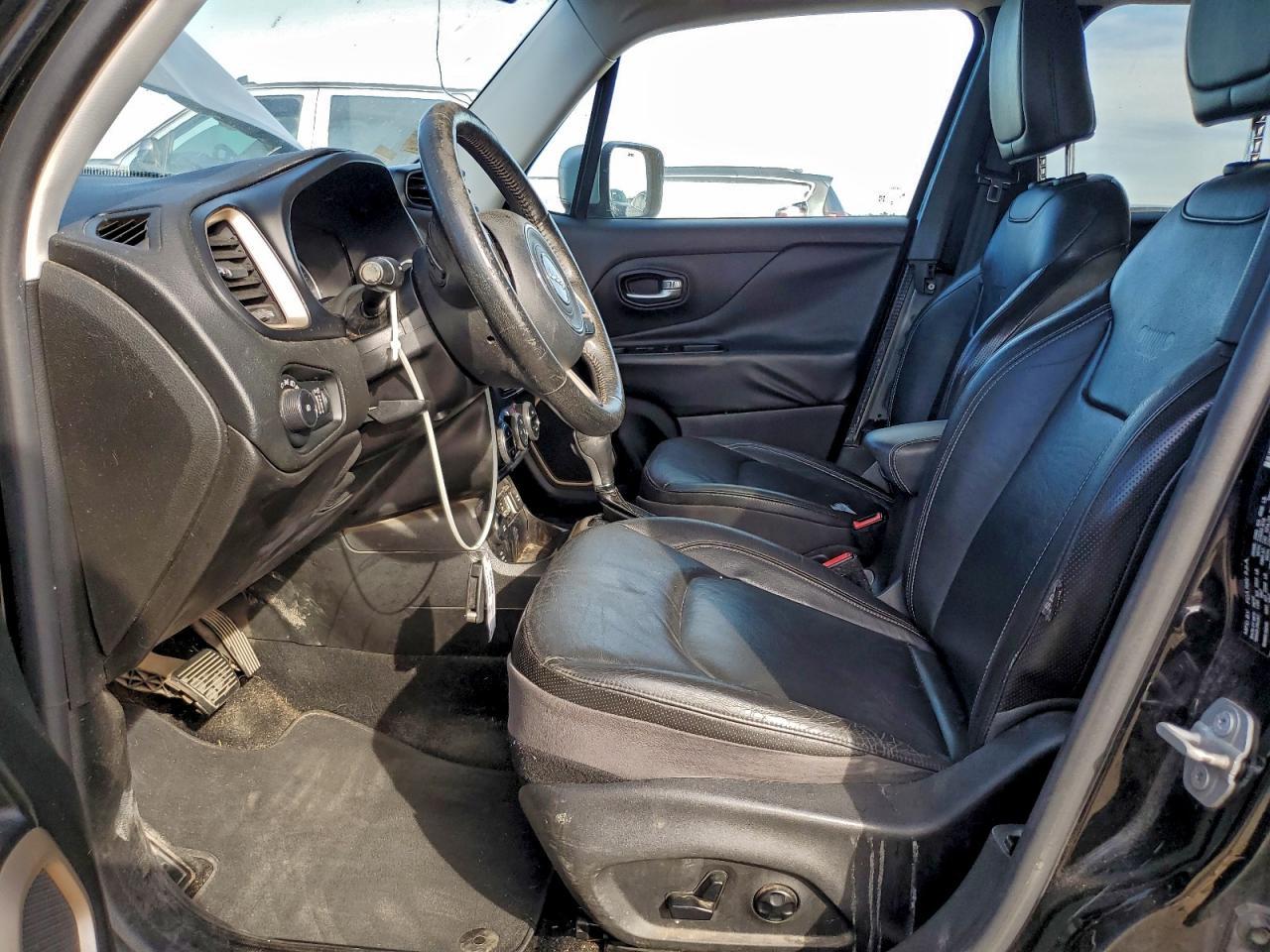 2015 Jeep Renegade - zdjęcie 7