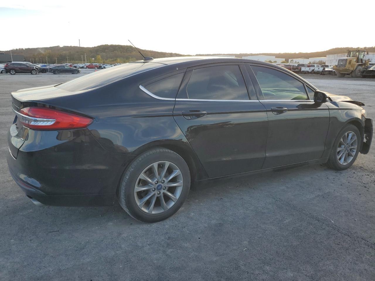 2017 Ford Fusion Se - zdjęcie 3