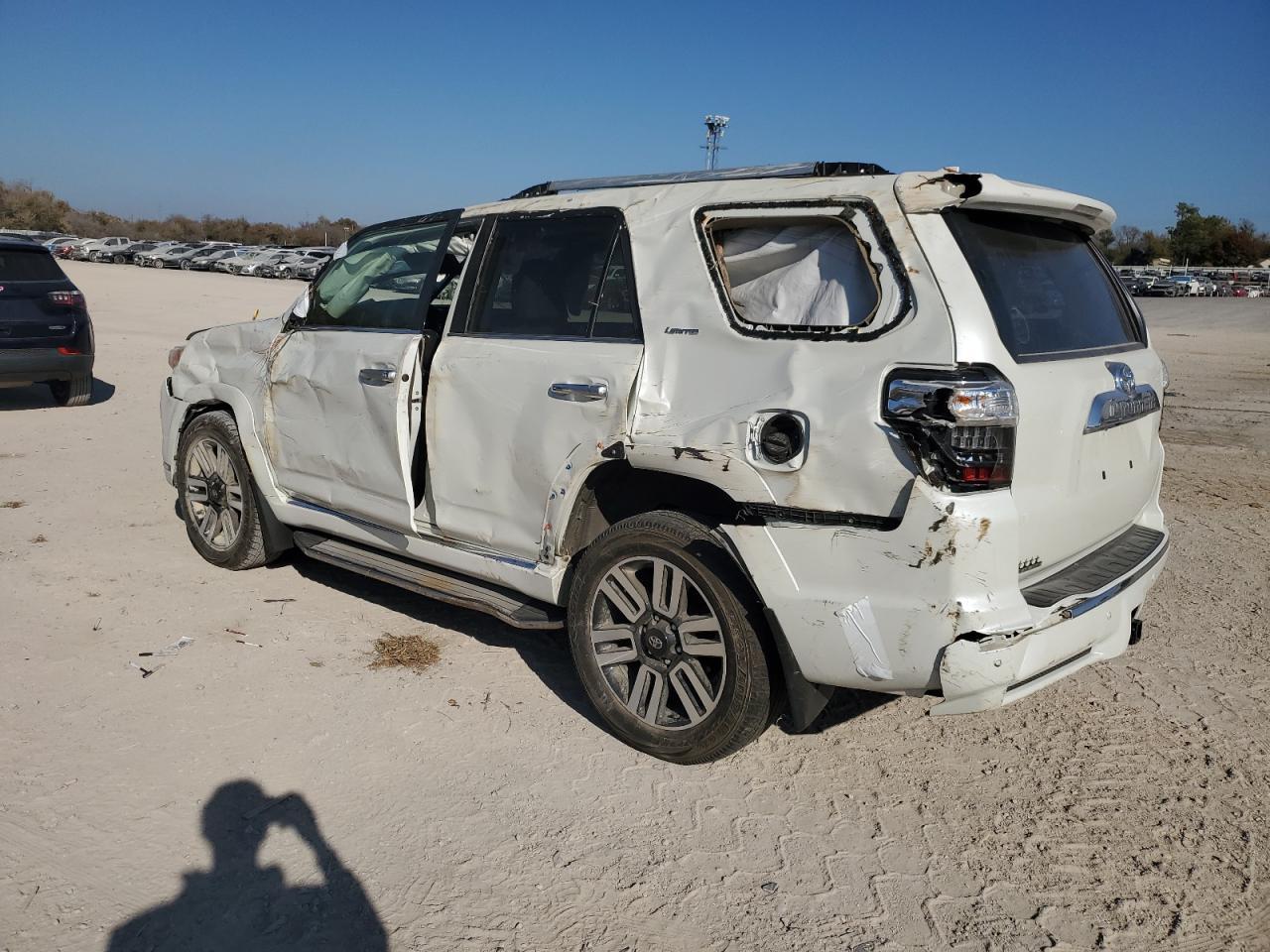 2022 Toyota 4Runner Limited - zdjęcie 2