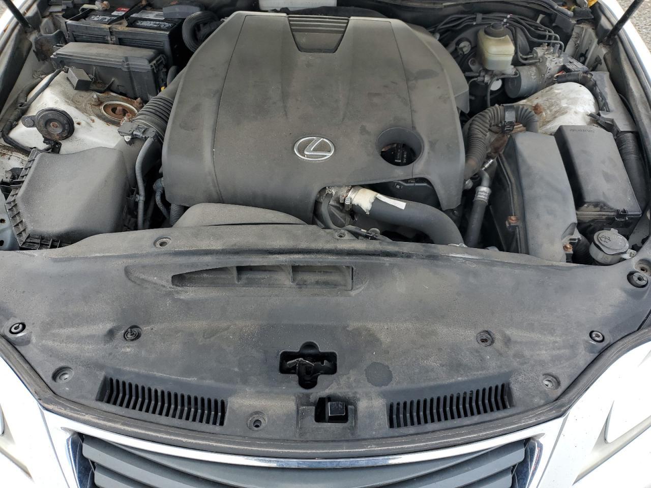 2014 Lexus IS - zdjęcie 11